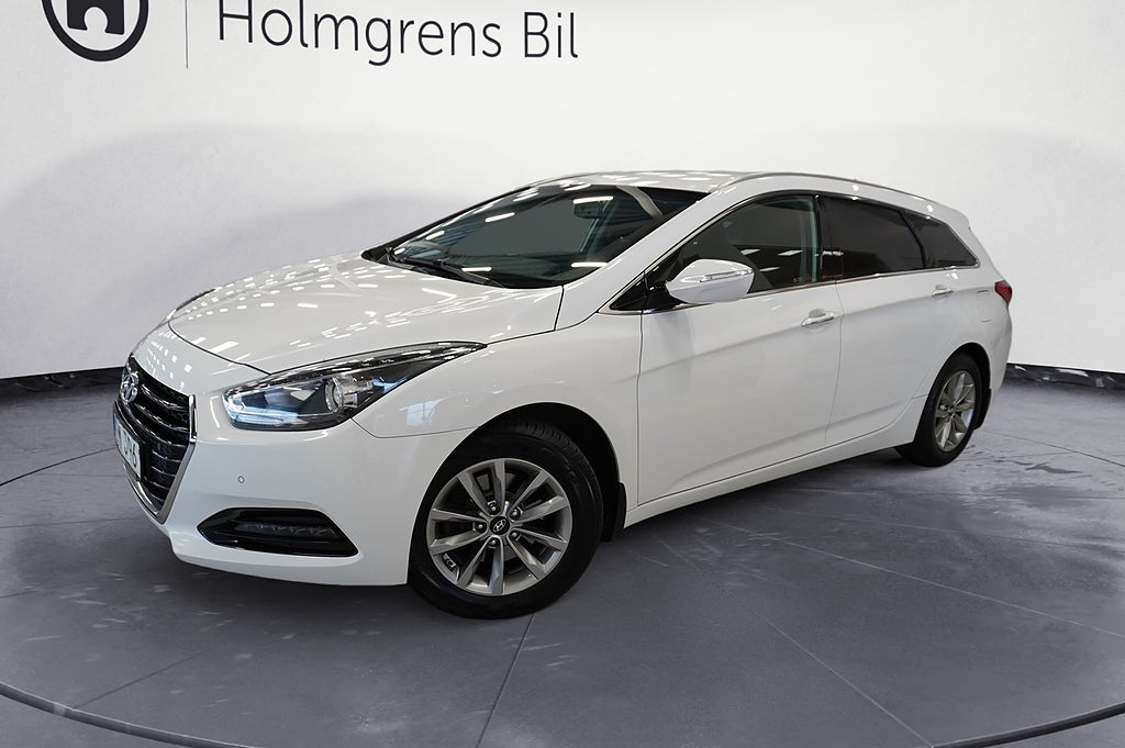 Hyundai i40 2,65% ränta i40cw 1.7 CRDi PDC Farthållare AC