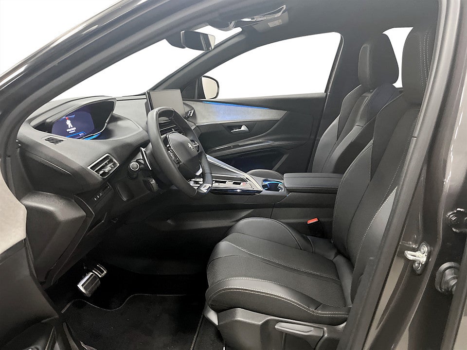 Bild på Peugeot 5008 GT Black Pack 1.2 PT 130hk Aut - 7-SITS,B-KAMERA,CARPLAY