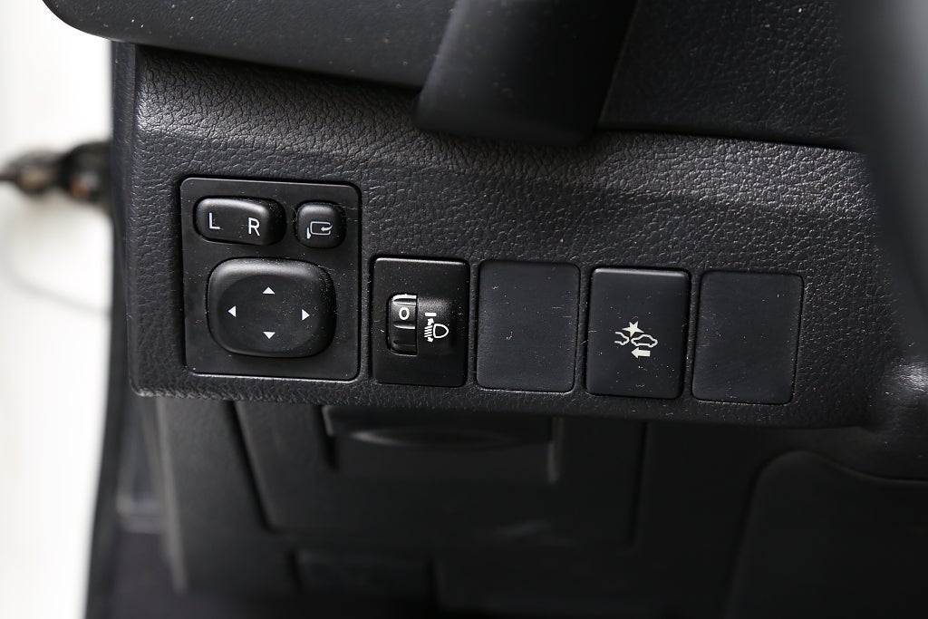 Toyota Auris Touring Sports Hybrid e-CVT Comfort 136hk 2018