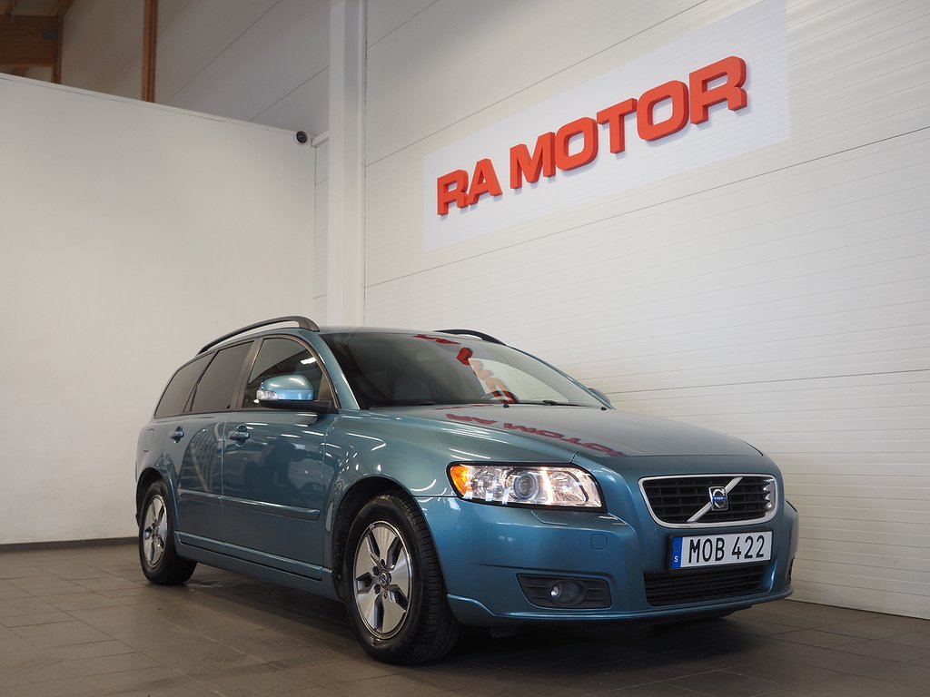 Volvo V50 1.6 D 109hk Momentum | D-Värm | P-Sensorer 2010