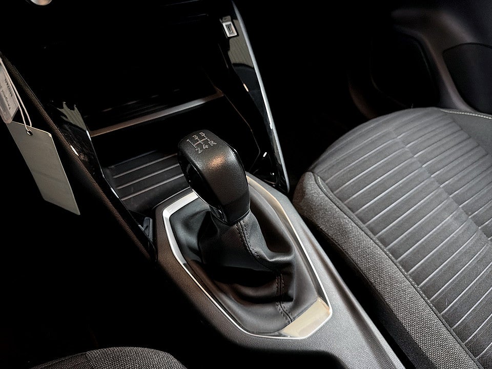 Bild på Peugeot 208 Style 1.2 PT 75hk CARPLAY