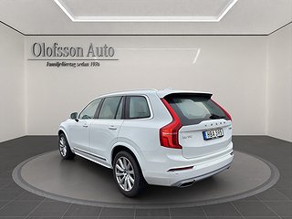 SUV Volvo XC90 4 av 16