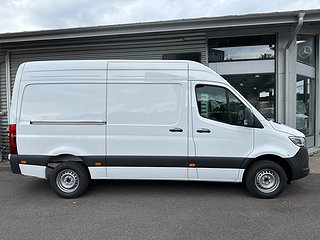 Transportbil - Skåp Mercedes-Benz Sprinter 9 av 21