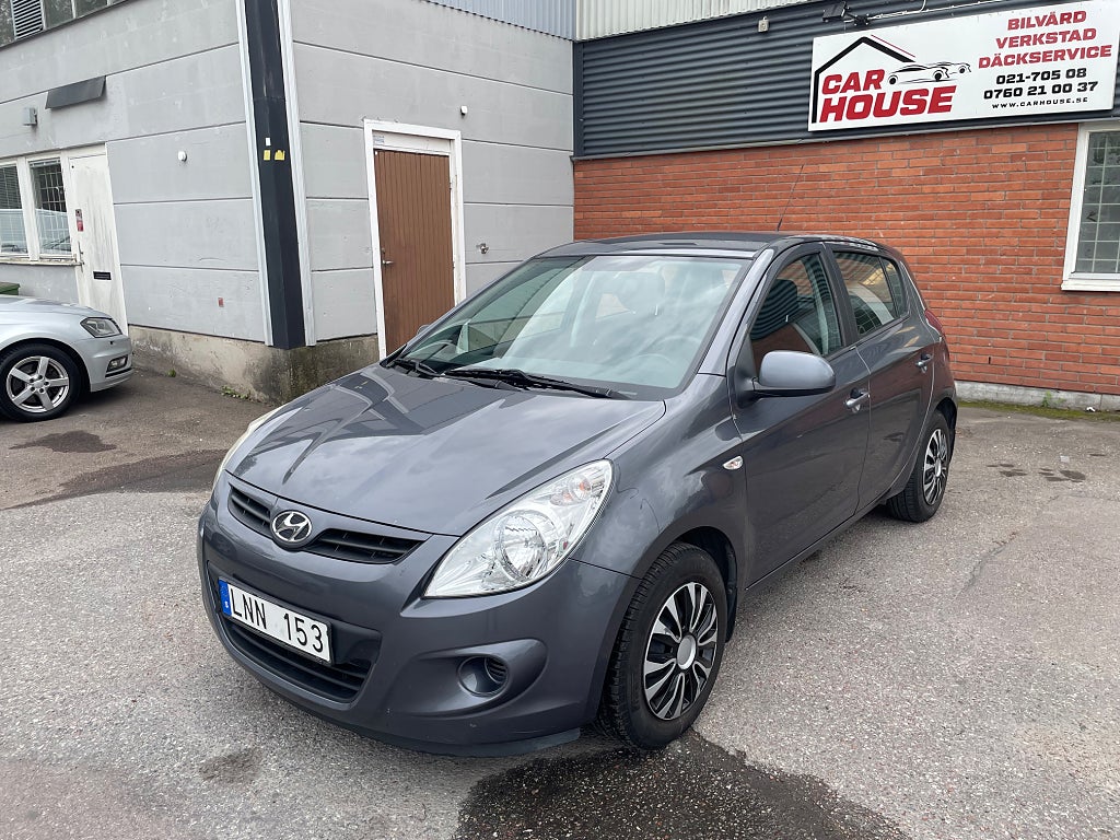 Hyundai i20 5-dörrar 1.2 Select Euro 5/ nybesiktad/ m-värmare/1,95%