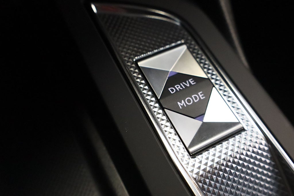 Bild på DS 3 Exclusive E-TENSE 156hk Aut - B-KAMERA, 1 ÄGARE