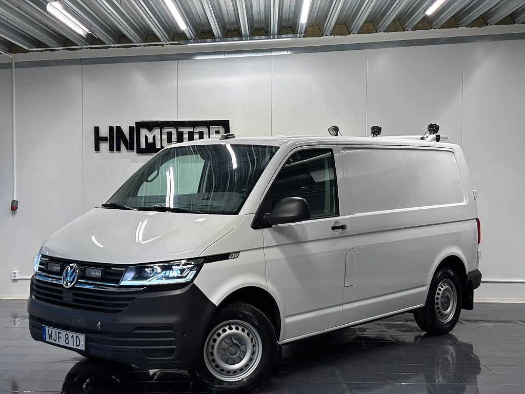 Volkswagen Transporter T32 2.0 TDI SCR 4Motion|MOMS|Värmare|Adaptiv|Nyserv