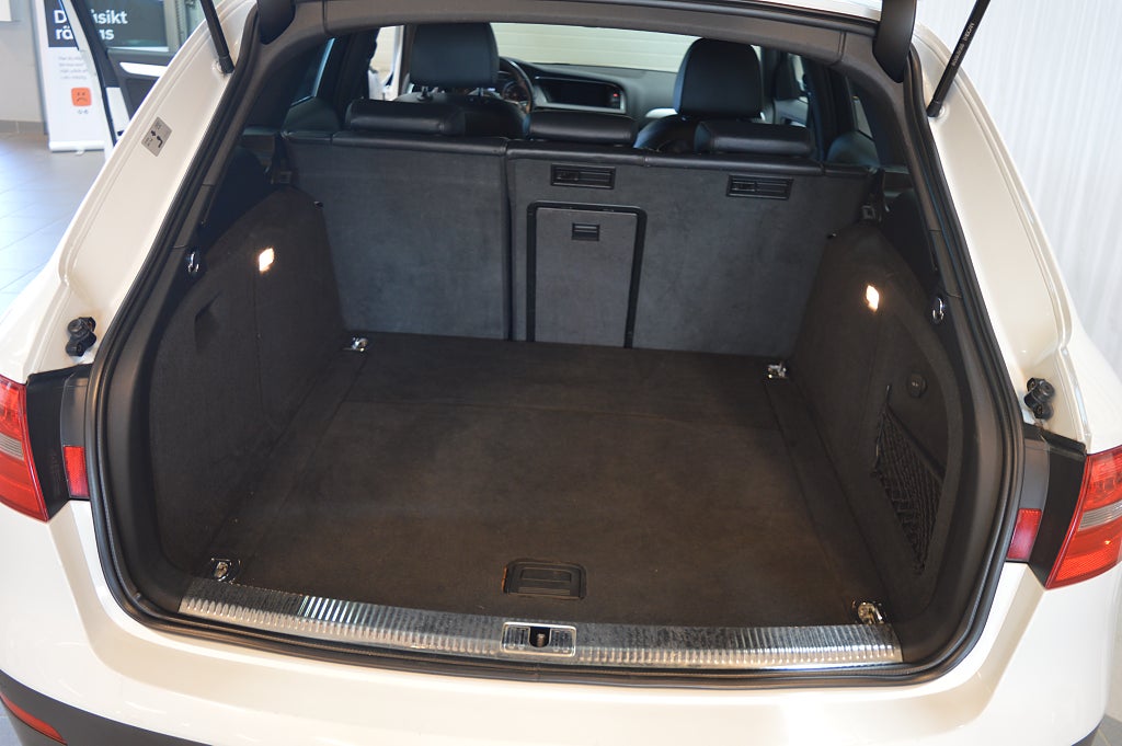Audi A4 2013 - miniatyr 20