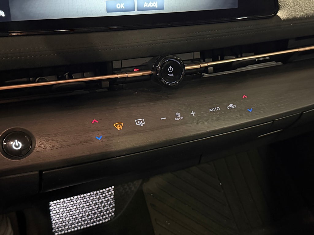 Nissan Ariya 87kwh | EVOLVE | Moms | All utrustning 2023