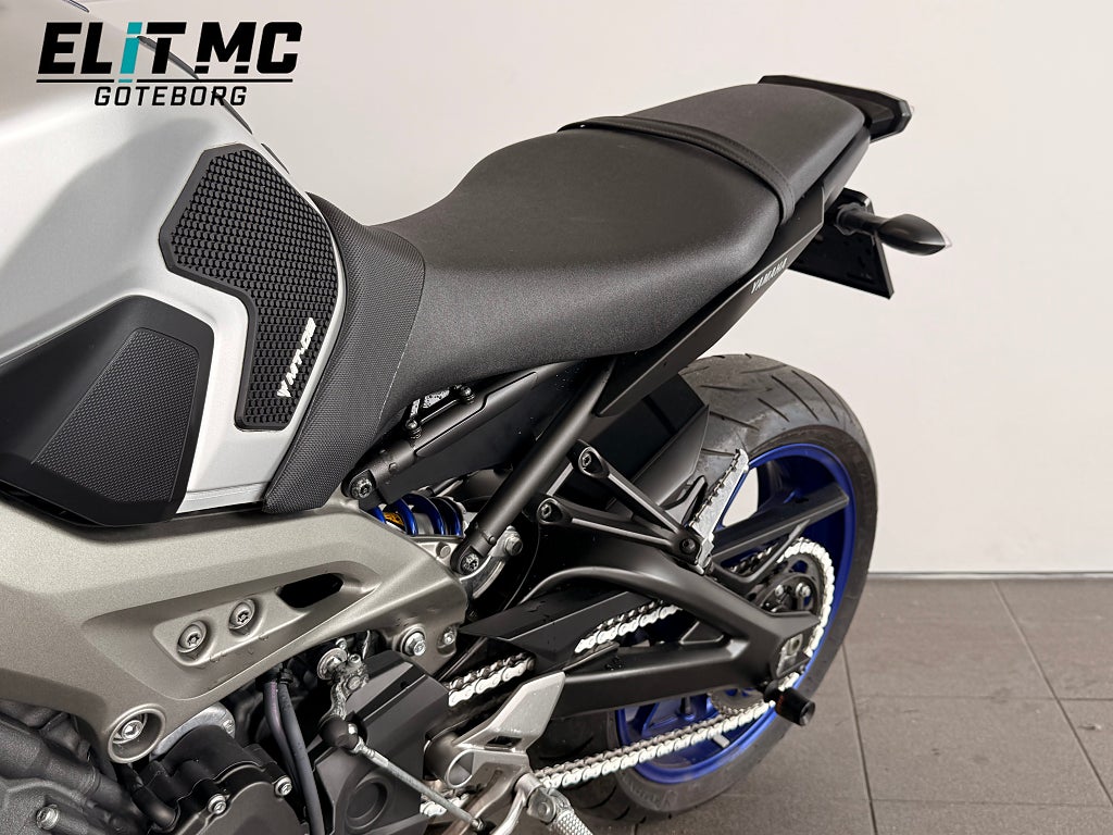 Yamaha MT-09 2015 - miniatyr 19