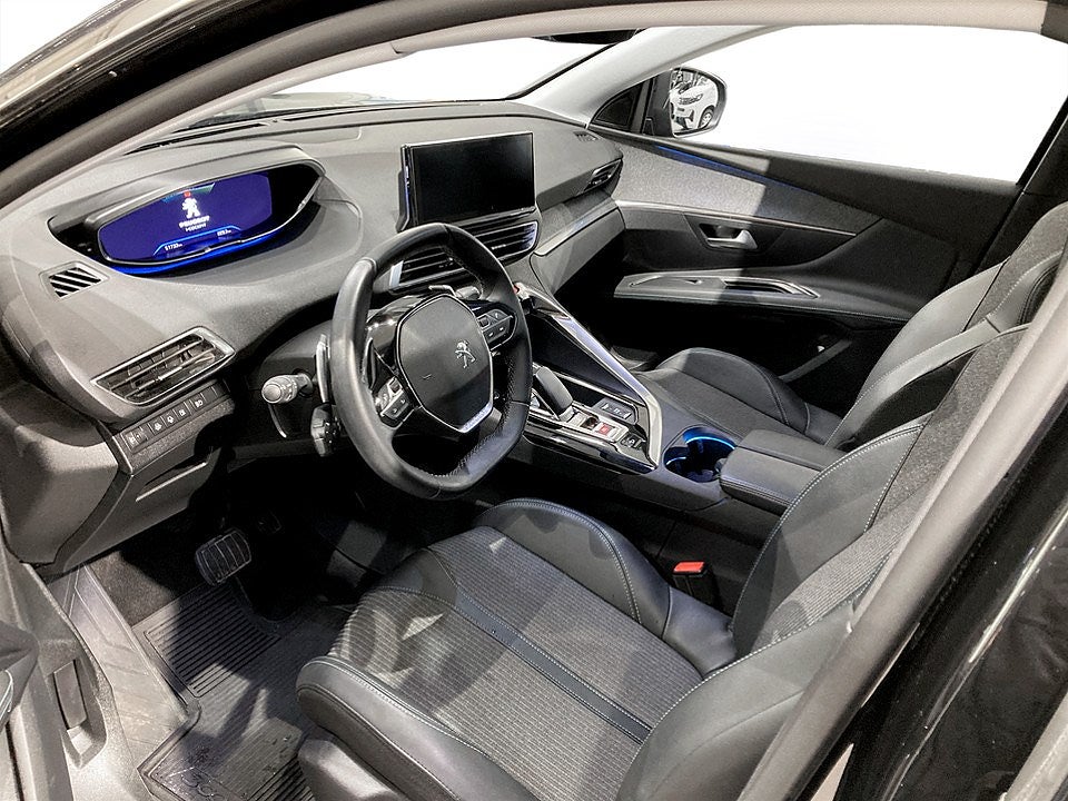 Bild på Peugeot 3008 Allure Pack HYBRID4 300hk Aut AWD - EN ÄGARE