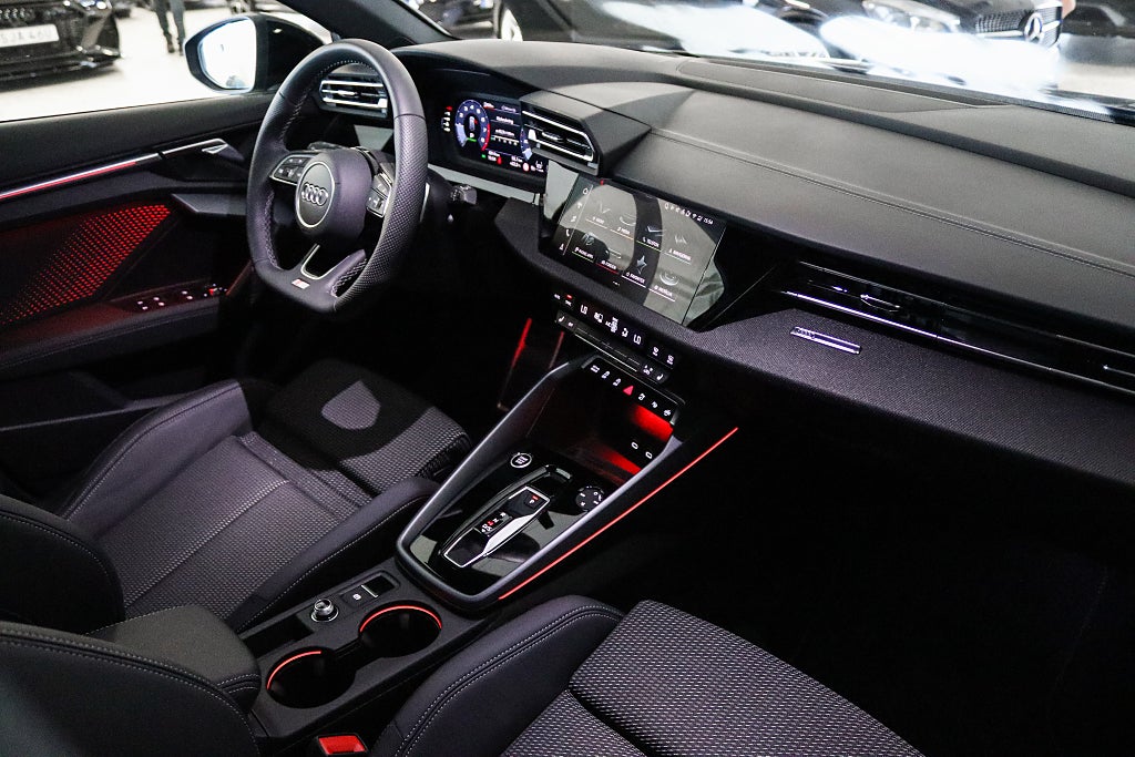 Audi A3 Sportback Full S-line Sonos Värmare