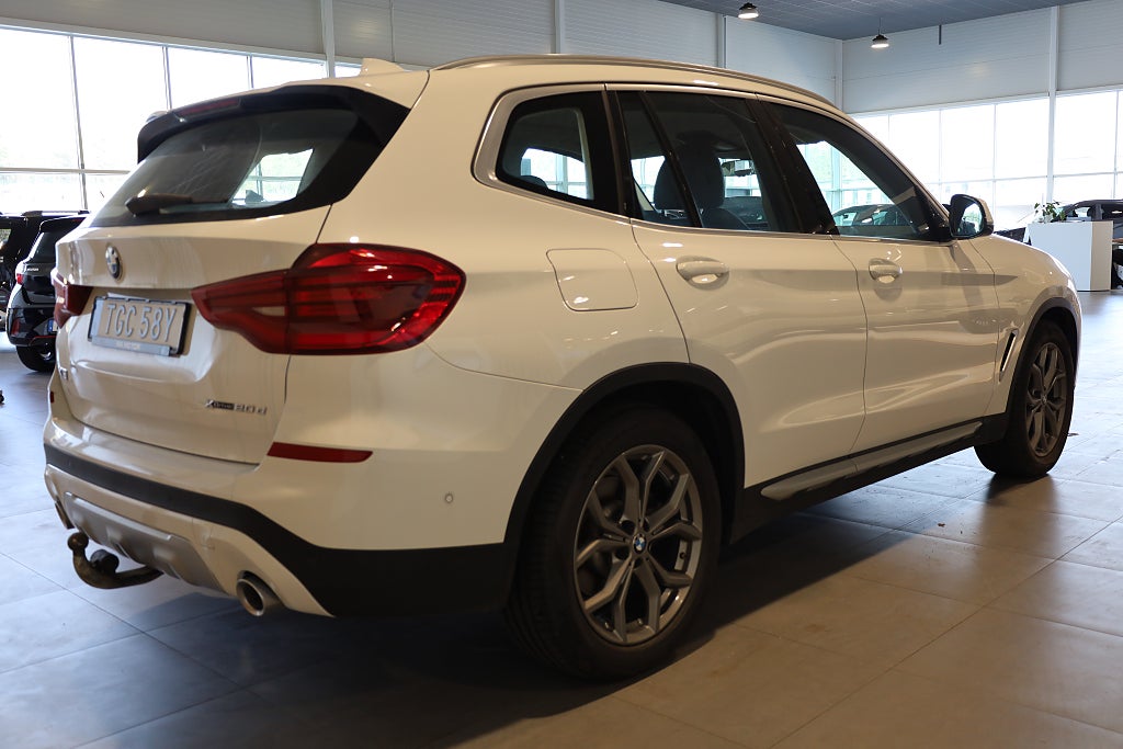 BMW X3 xDrive20d 190hk xLine Aut Navi Värmare Dragkrok