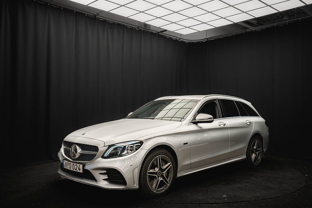 Mercedes-Benz C 300 de T AMG LINE DRAG BURMESTER KAMERA COCKPIT