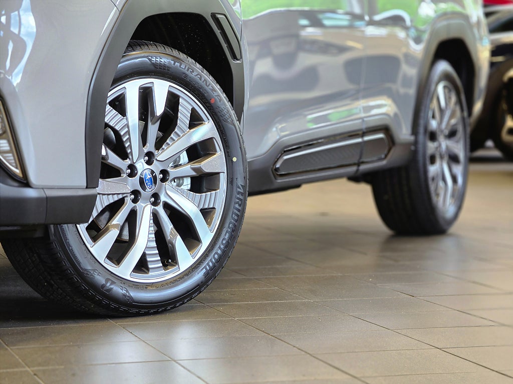 Subaru Forester 2,0 150hk e-Boxer Limited / Skinn / Rattvärme / 360-kam