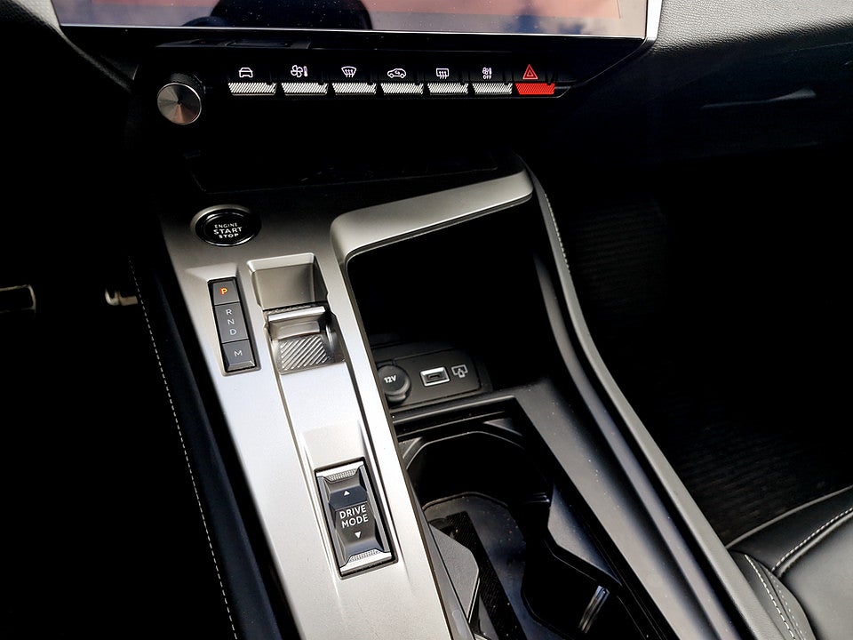 Bild på Peugeot 408 GT 1.2 PT 130hk Aut ELSTOLAR 360-KAMERA