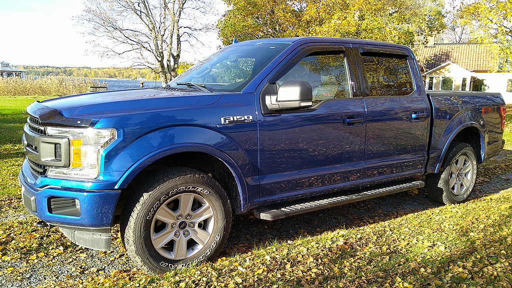 Ford F-150 SuperCrew 5.0 V8 Ti-VCT FFV 4x4 SelectShift XLT