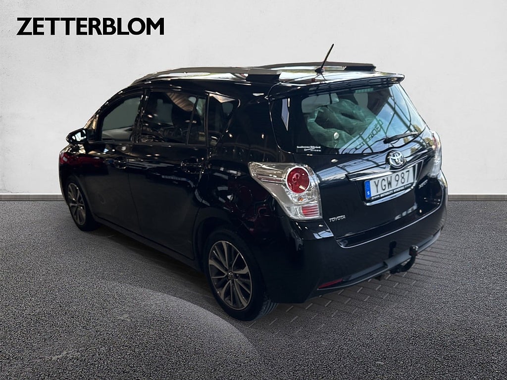 Kombi Toyota Verso 3 av 16