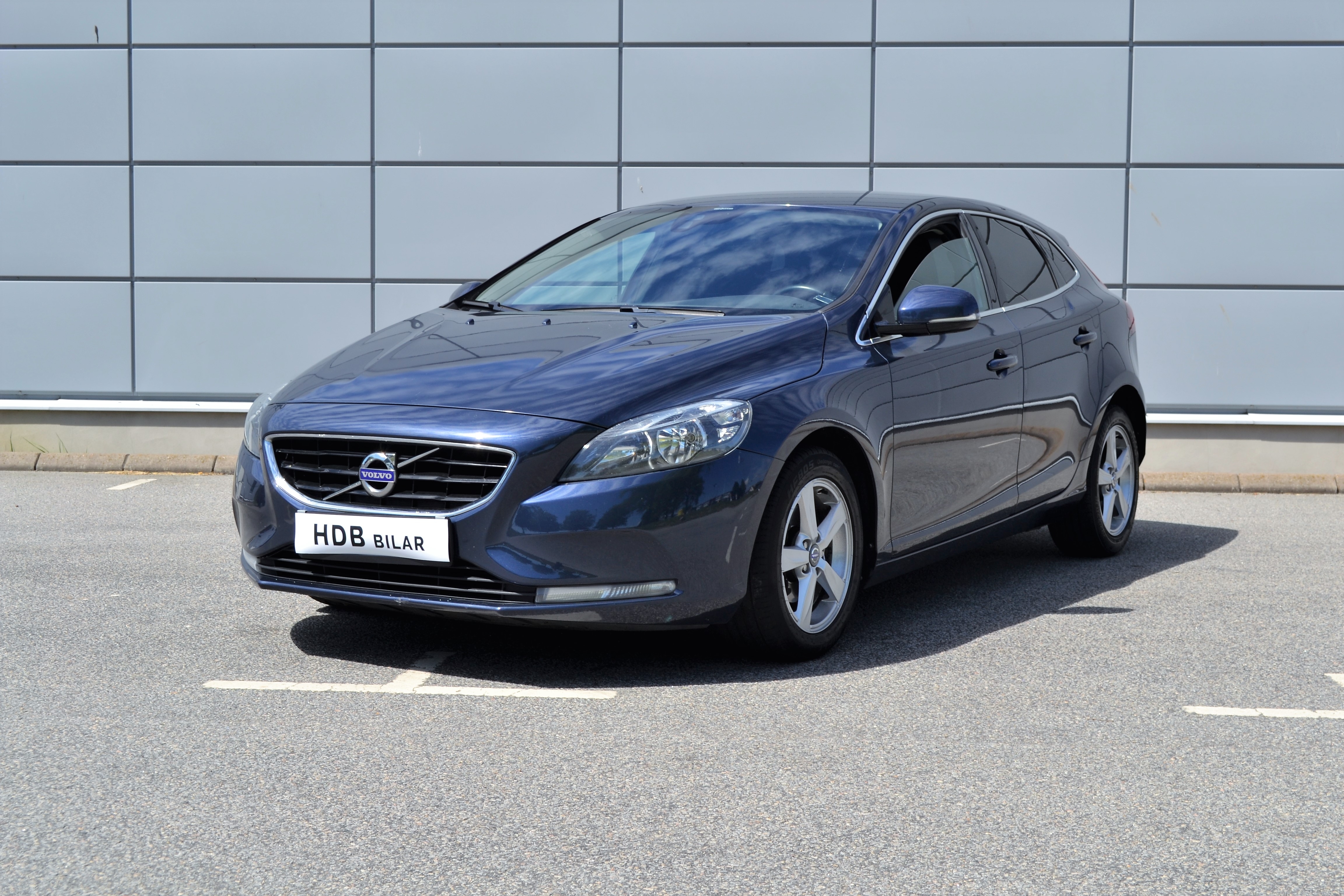 Volvo V40 D2 115hk TOPPSKICK 2013, bild 2/33