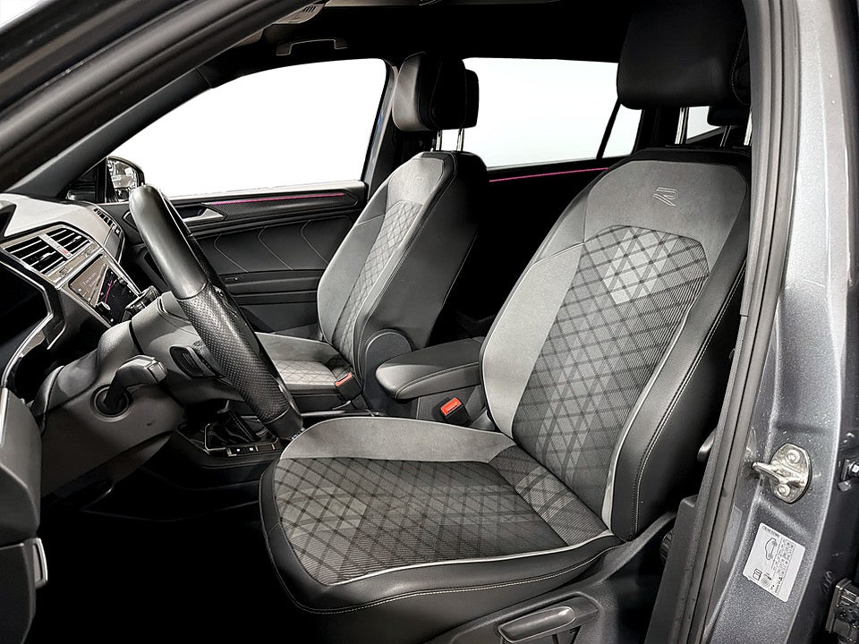 Bild på Volkswagen Tiguan R-Line Allspace 2.0 TDI 200hk Aut 4M R-LINE B-KAMERA