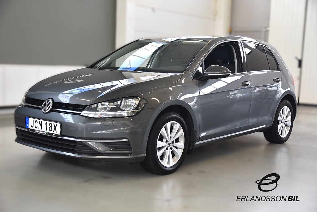 Volkswagen Golf 5-dörrar 1.0 TSI OPF NYSERVAD NYBESIKTIGAD