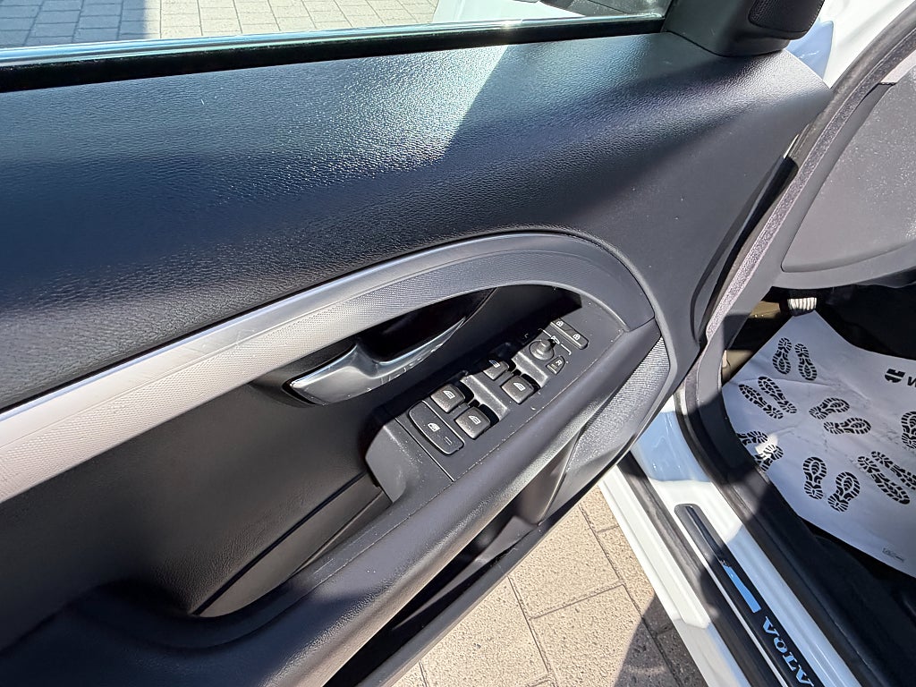Volvo V70 D3 Classic, Momentum 150 hk