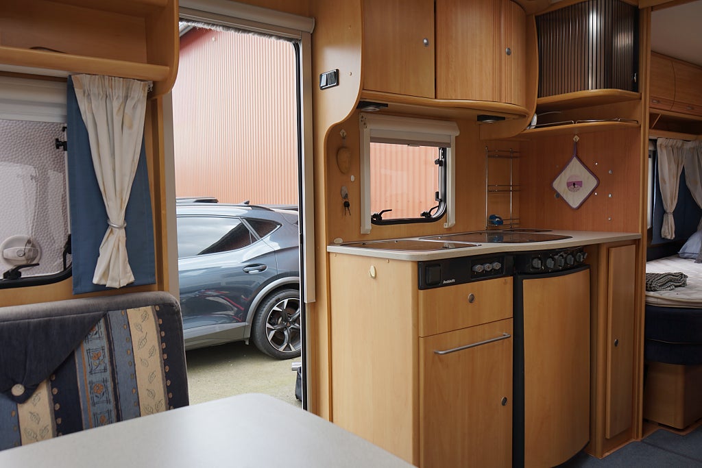 Dethleffs Camper 510V Husvagn Markis Förtält