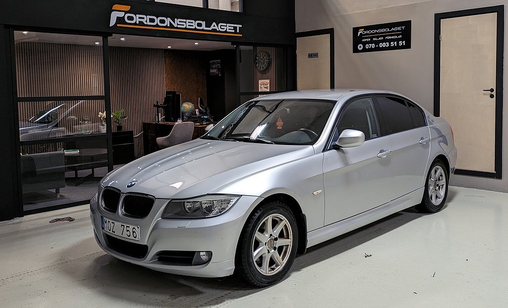 BMW 316 d Sedan Comfort Ny Servad