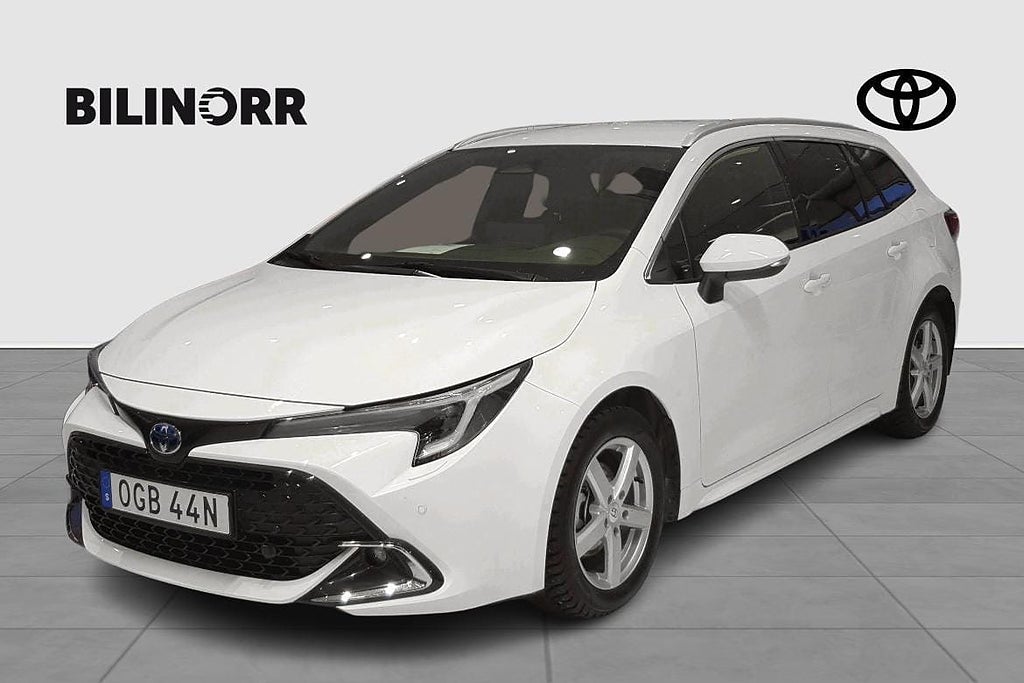Toyota Corolla 1,8 HYBRID TOURING SPORTS STYLE | VHJUL | MV 