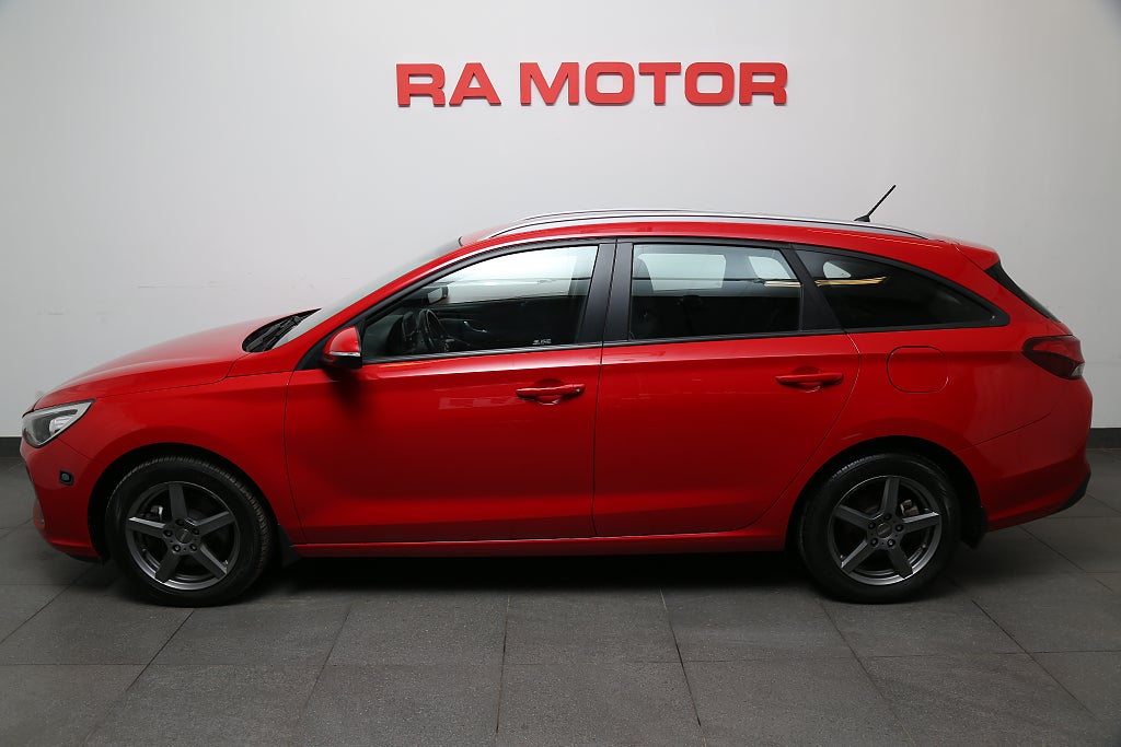 Hyundai i30 1,6 CRDi Comfort Kombi Aut Motorv Dragkrok 2018