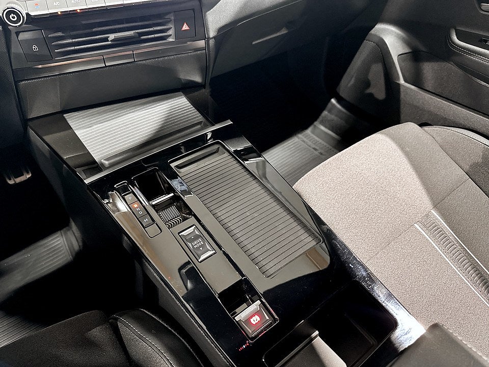 Bild på Opel Astra 5D GS 1.2 PT 1.2 130hk Aut - 360-KAMERA, CARPLAY