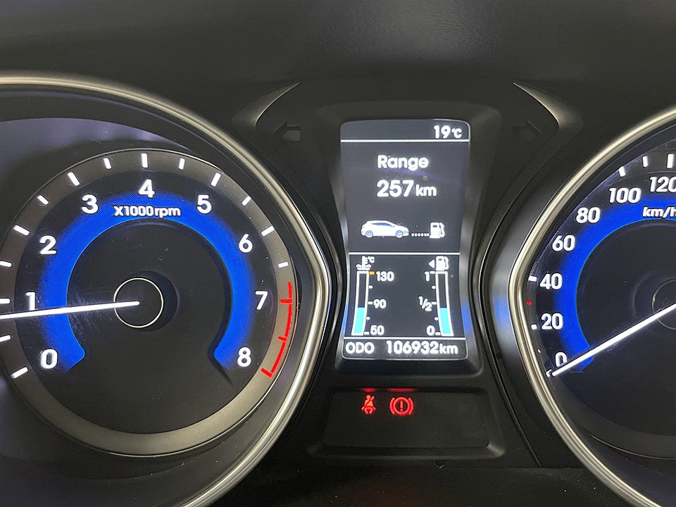 Bild på Hyundai i30 Comfort 5D 1.6 GDI 135hk B-KAMERA NAVI