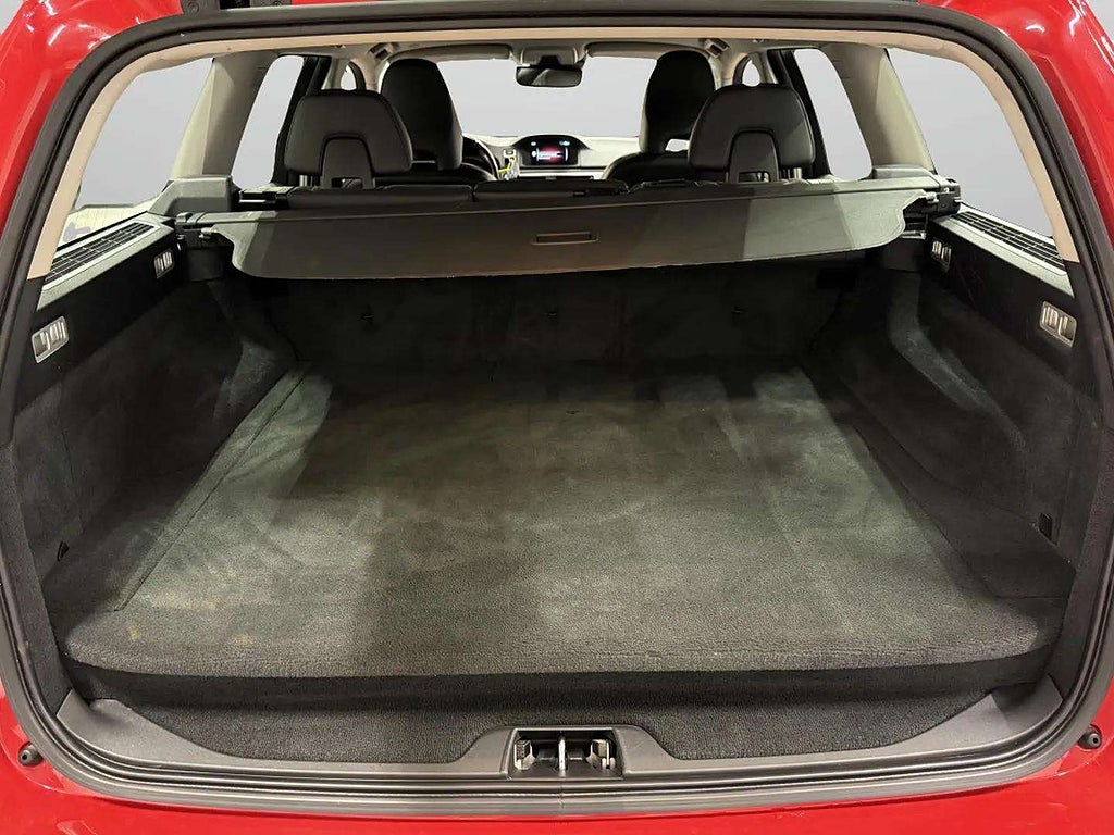 Volvo V70 2.0 Automat 214hk 6100 Mil 2 Ägare - miniatyr 16