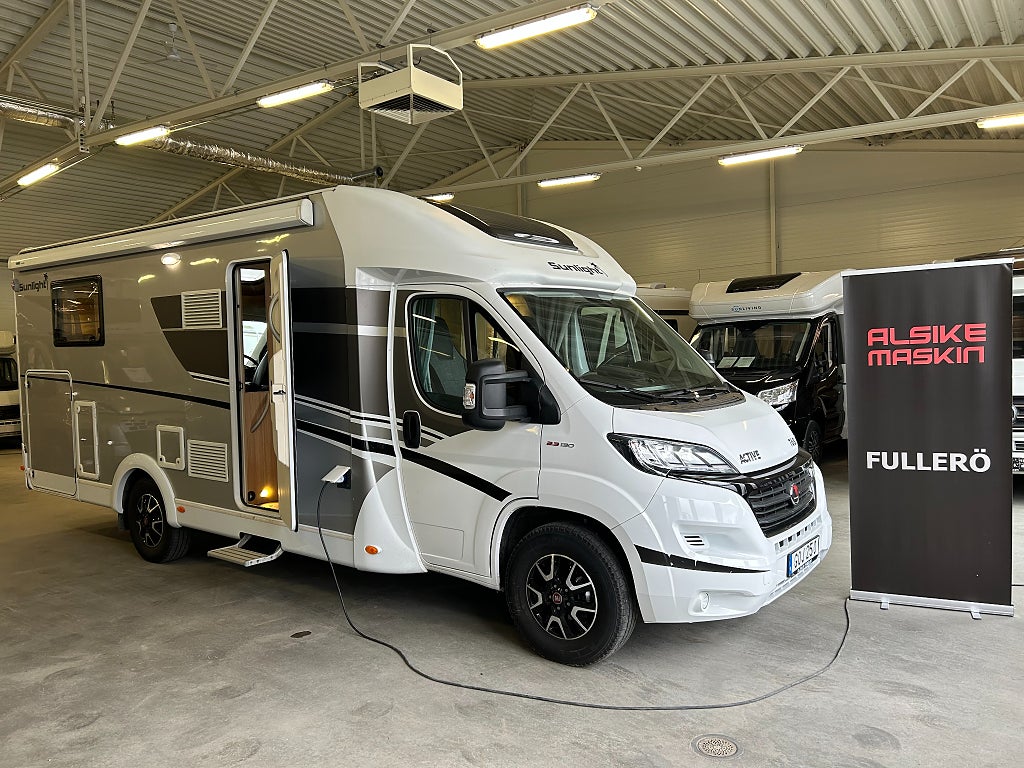 Sunlight Capron T68 / Taksäng /Solcell / Ugn / Utv. dusch 