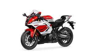 Yamaha R7