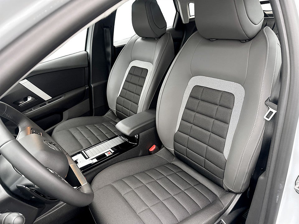 Bild på Citroen C4 Plus 1.2 PT 130hk Aut B-KAMERA CARPLAY