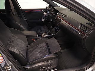 Kombi Skoda Superb 10 av 25