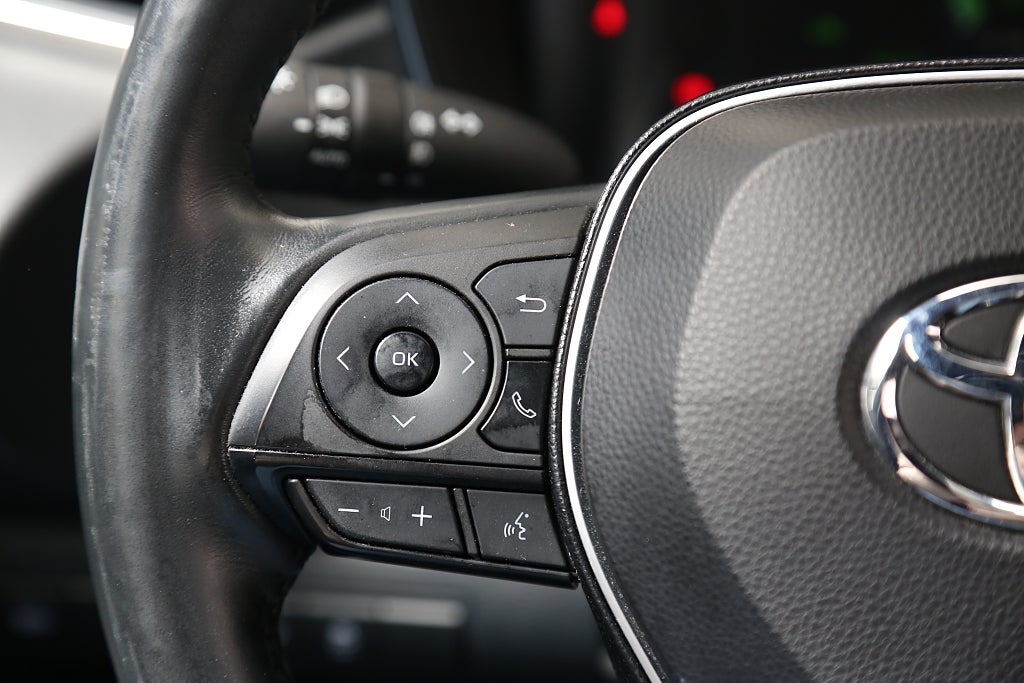 Toyota Corolla Touring Sports Hybrid e-CVT 122hk Style Motorvärmare 2020