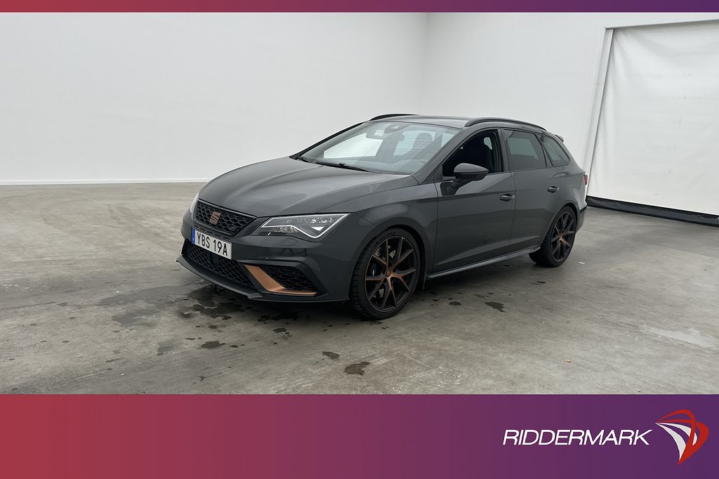 Seat Leon Cupra ST R Limited Edition Cockpit BEATS Brembo