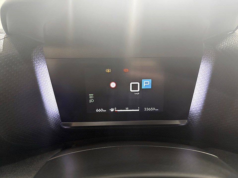 Bild på Citroën C4 Shine 1.2 PT 130hk Aut - 360-KAMERA, CARPLAY