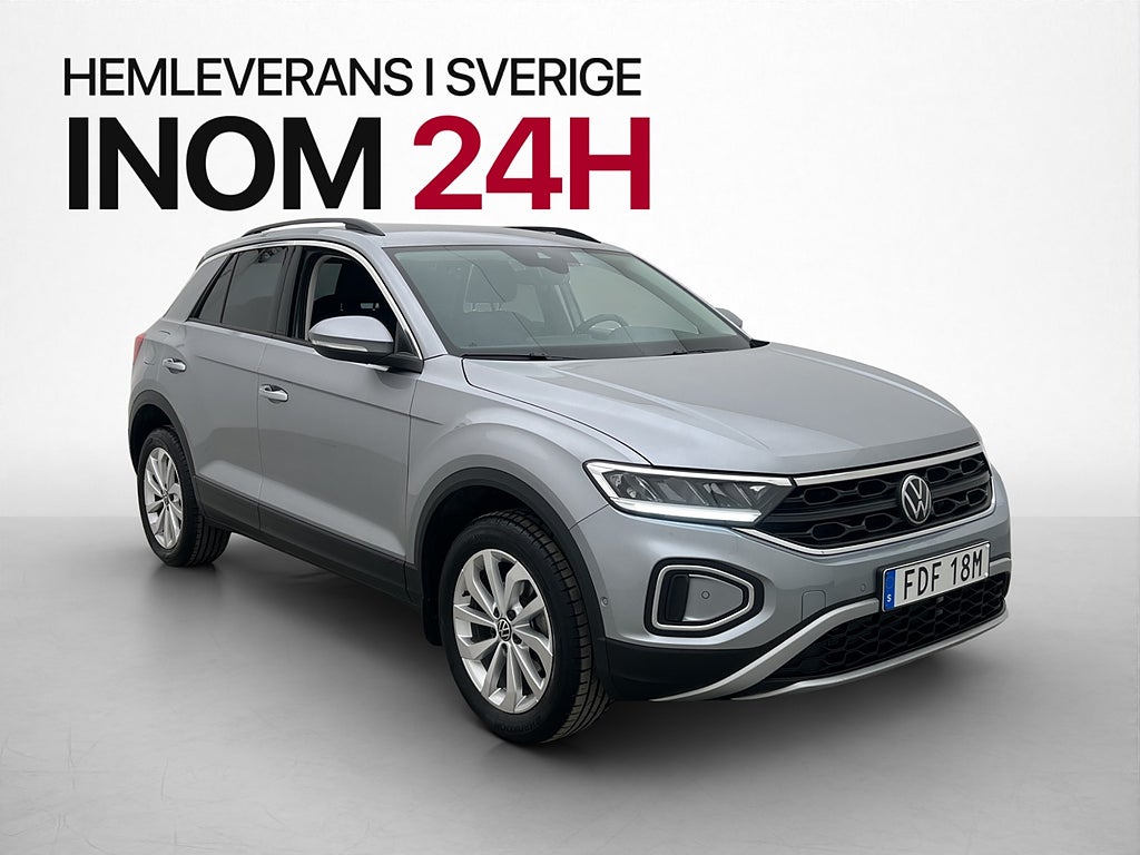 Volkswagen T-Roc TSI Cockpit kamera P-sensorer CarPlay MOMS