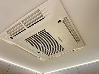 Husbil-halvintegrerad Kabe ROYAL 780 LXL 27 av 31