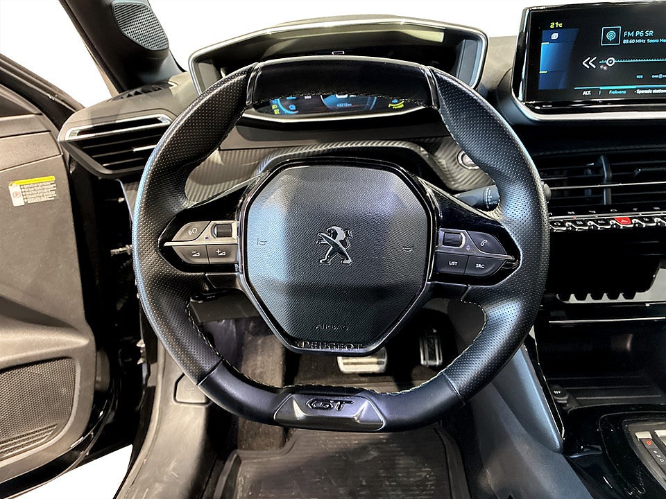 Bild på Peugeot e-208 GT 50 kWh 136hk Aut B-KAMERA CARPLAY