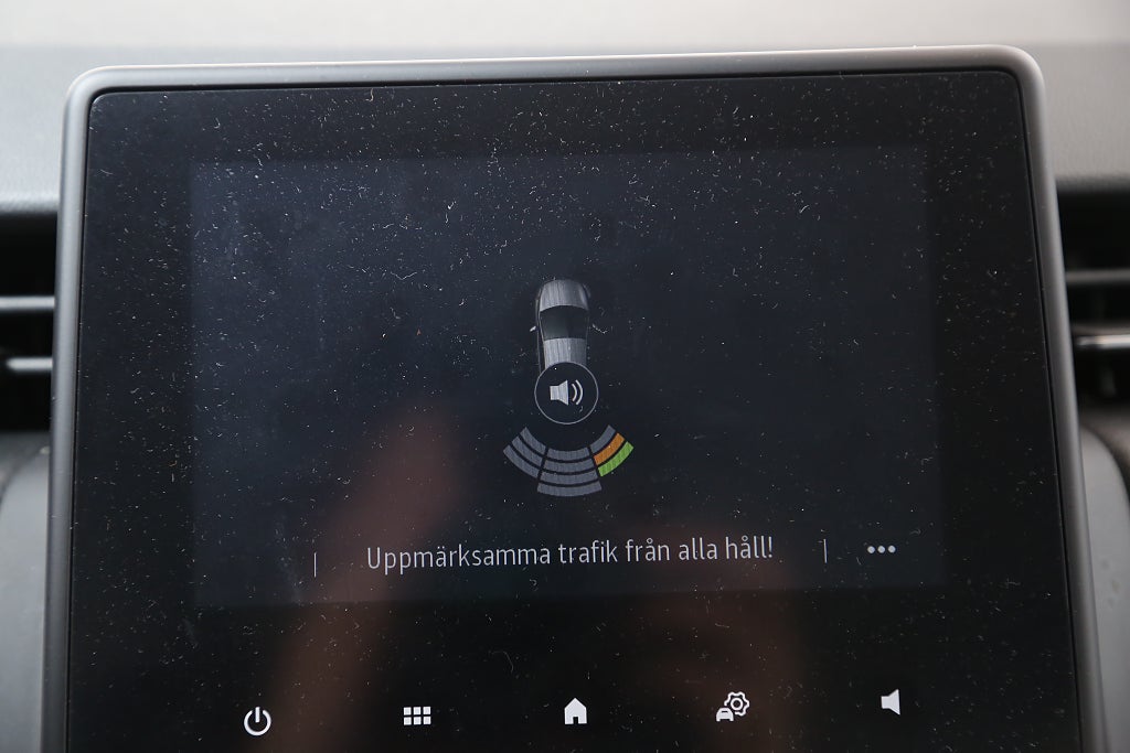 Renault Clio 1,0 TCe 100hk Intens 5D Navi Dragkrok 2020