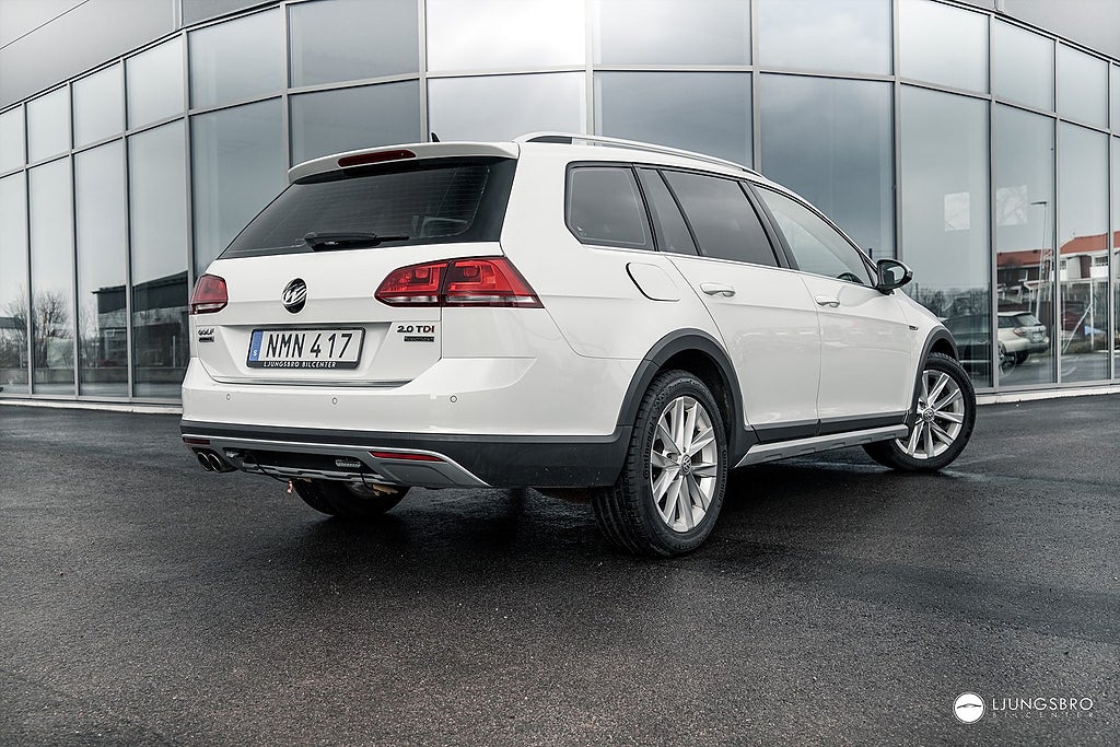 Volkswagen Golf Alltrack 2015 - miniatyr 2