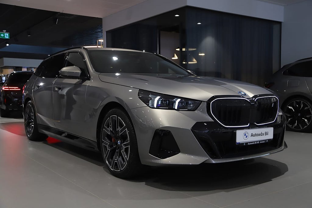 BMW i5 
