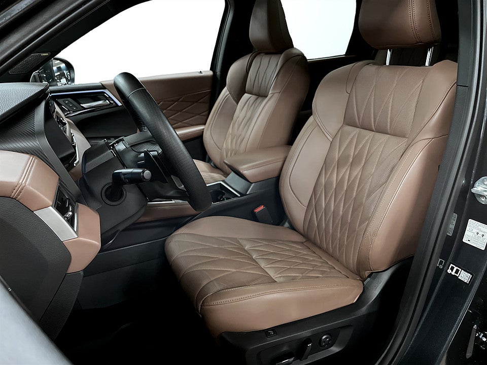 Bild på Mitsubishi Outlander Instyle+ PHEV 306hk Aut 4WD PANO B-KAMERA ELSTOL