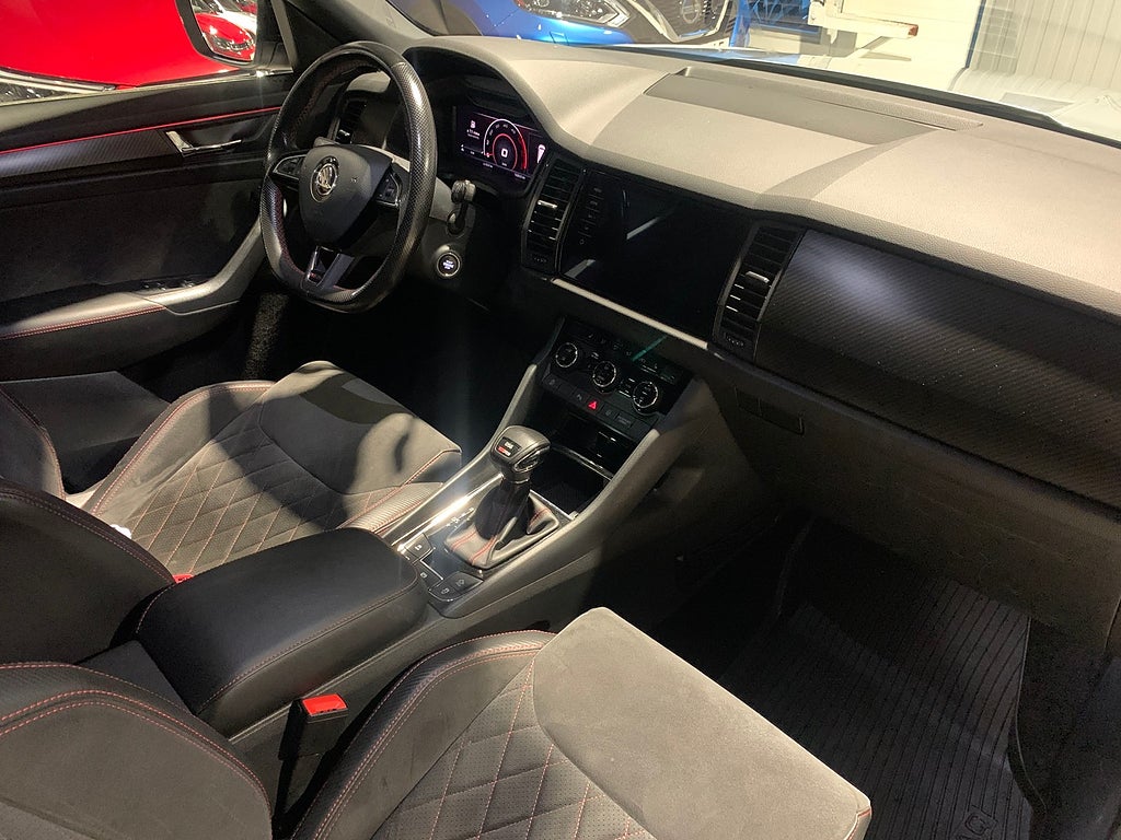 Skoda Kodiaq RS 2.0 TDI 240hk 4x4 | Drag | D-Värm | Cockpit 2020