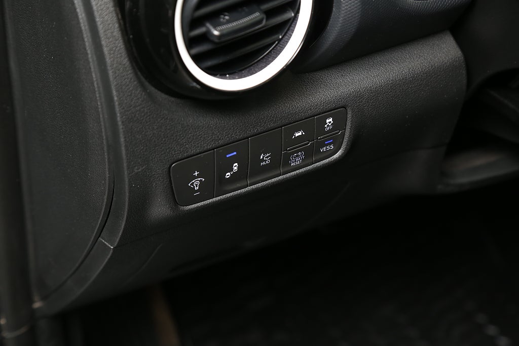 Hyundai Kona Hybrid 1,6 GDI 141hk Premium Aut Head-up Motorv Drag 2020