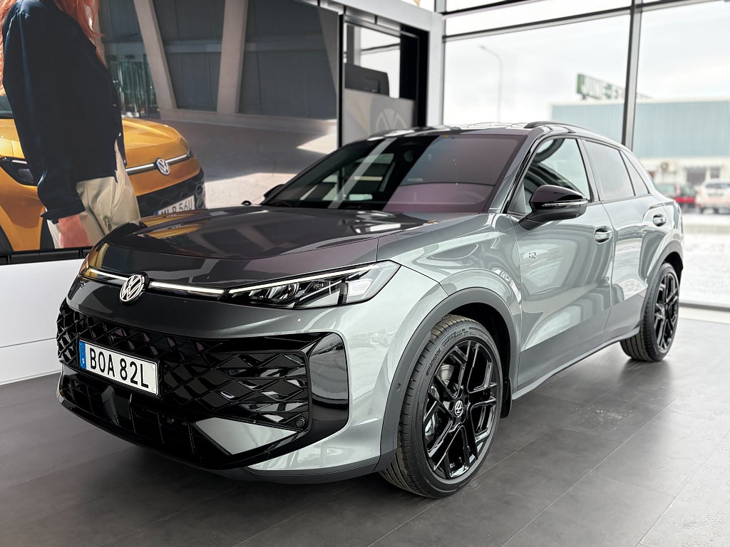 Volkswagen T-Roc R-Line Black eTSI 150hk *SPEC*