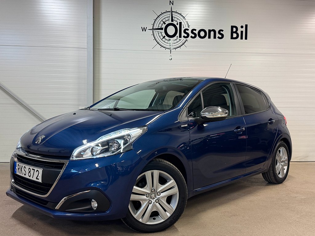 Peugeot 208 5-dörrar 1.2 VTi Panorama Lågmil SoV-hjul 82Hk